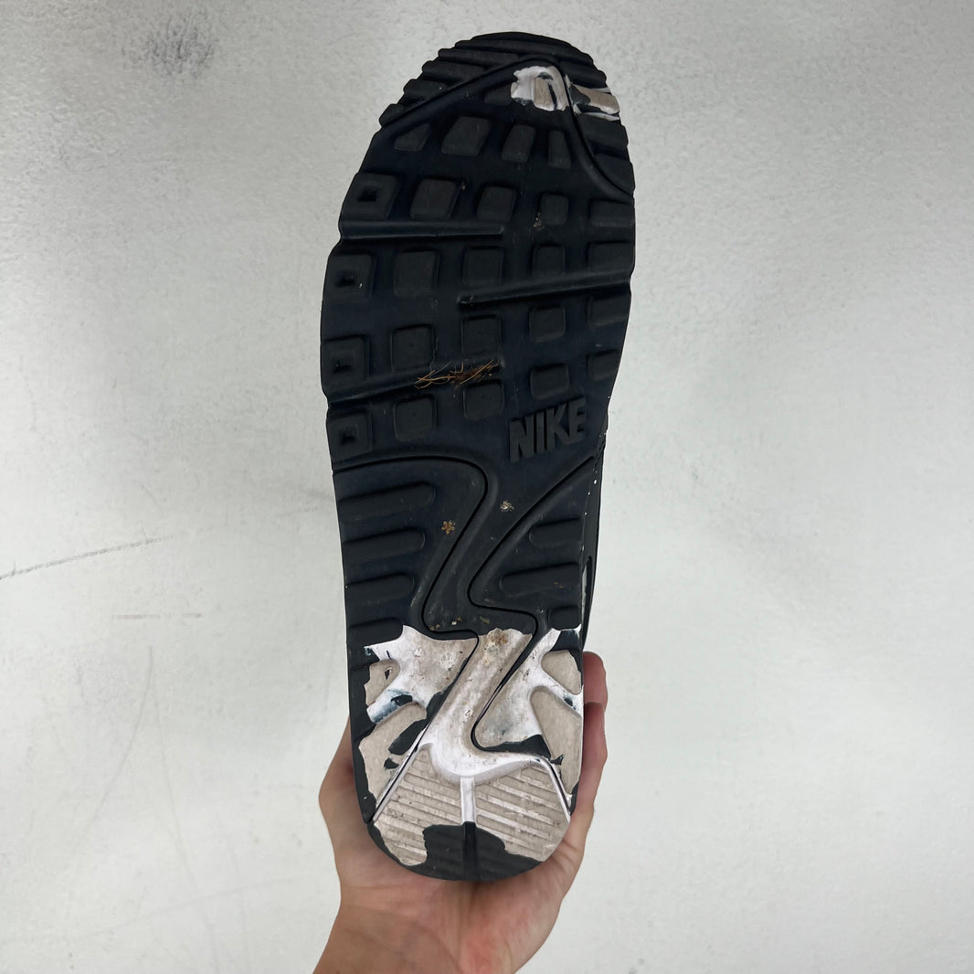 Nike Slawn AM90 Sneakers