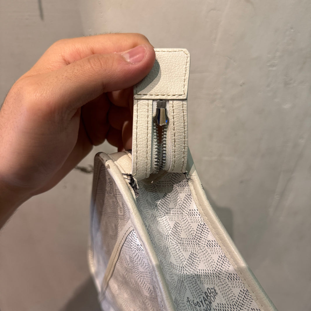 Goyard White Jouvence Toiletry Bag
