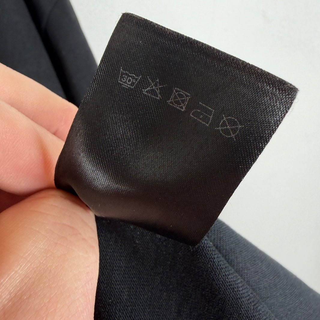 VETEMENTS Black Gothic Logo Longsleeve T-Shirt