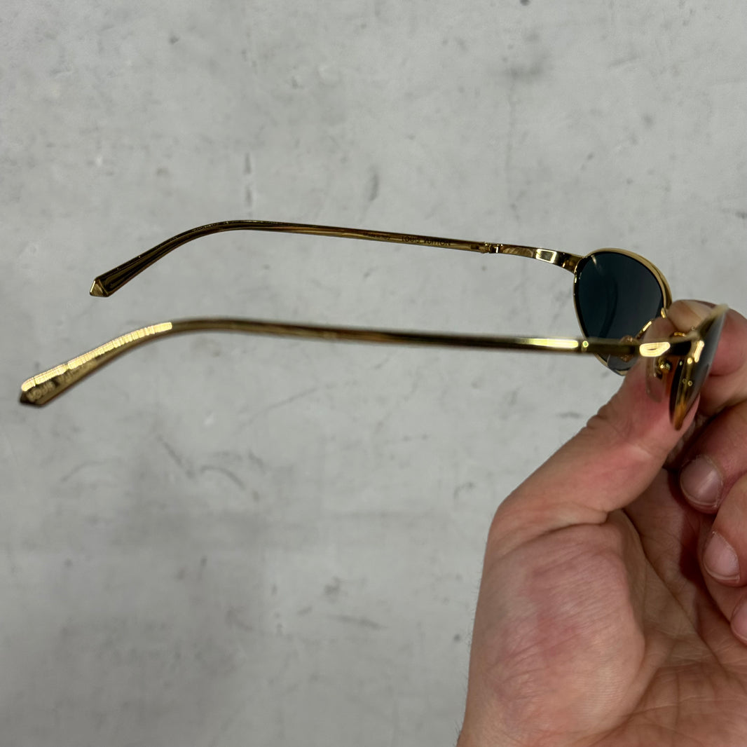 Louis Vuitton Pure Low Oval Sunglasses