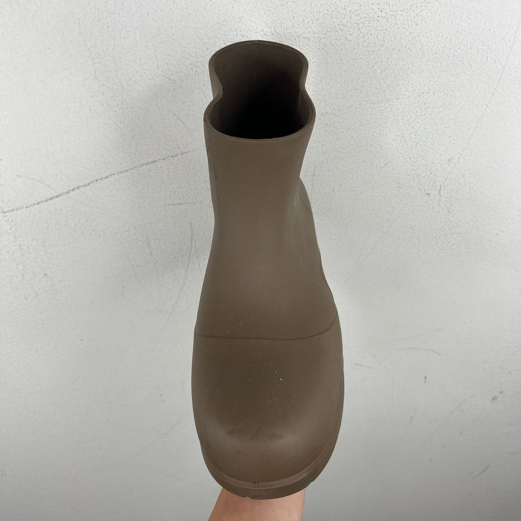 Bottega Veneta Brown Rubber Puddle Boots