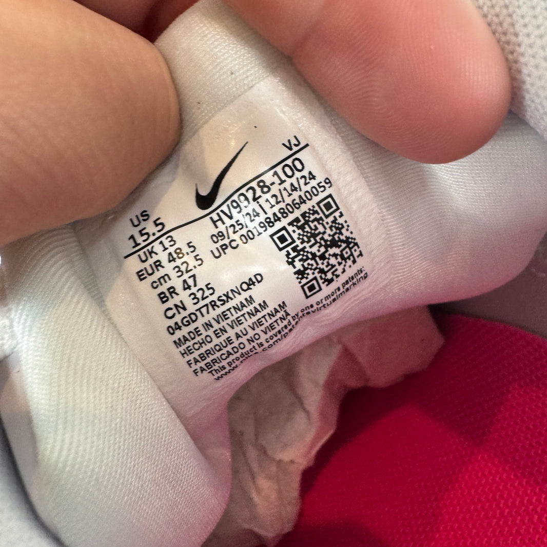 Nike Veneda Carter AM Muse Sneakers