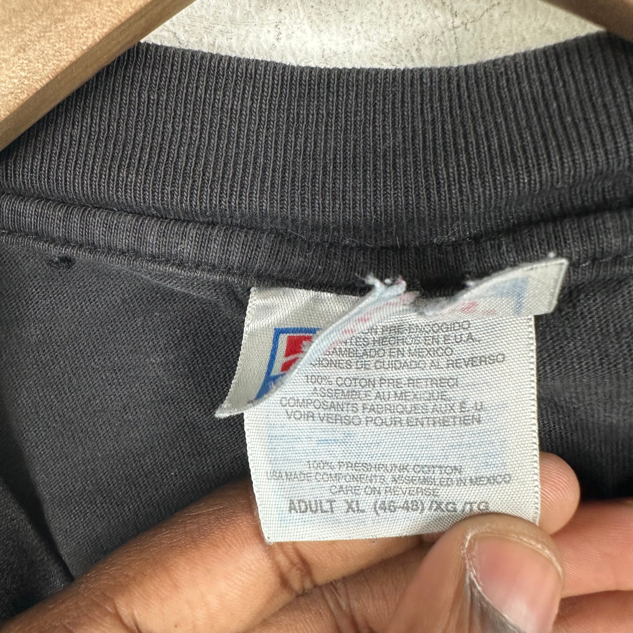 Vintage Lynyrd Skynyrd Legend Lives On TShirt www.Lukes.store