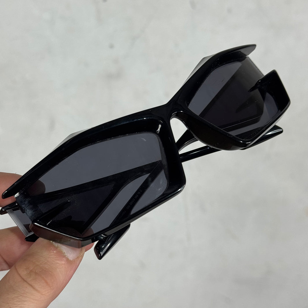 Givenchy GV40049U Sunglasses