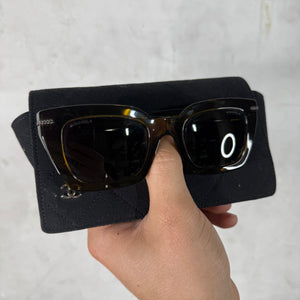 Chanel 5509 Chain Detail Sunglasses