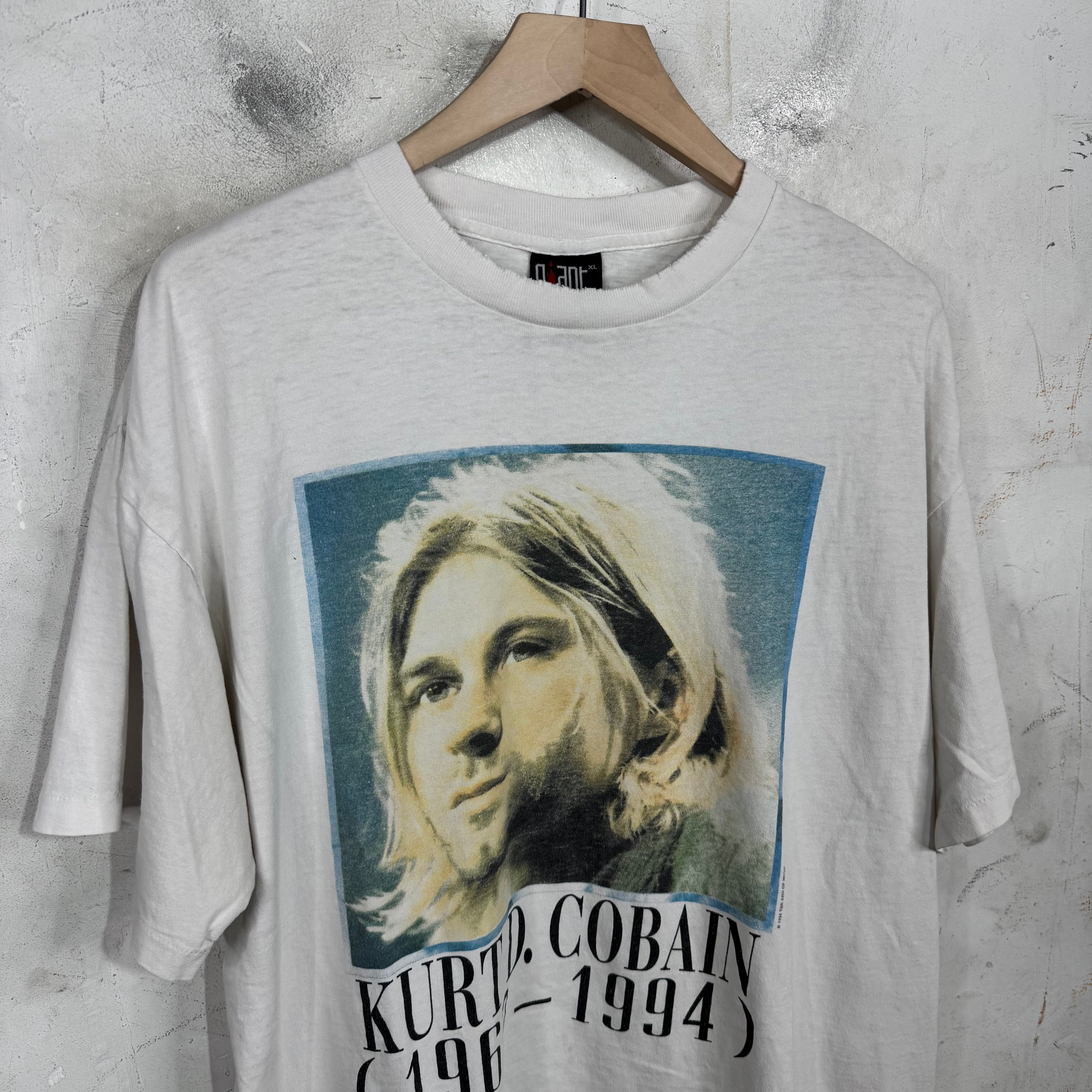 Vintage Kurt Cobain Memorial T-Shirt – www.Lukes.store