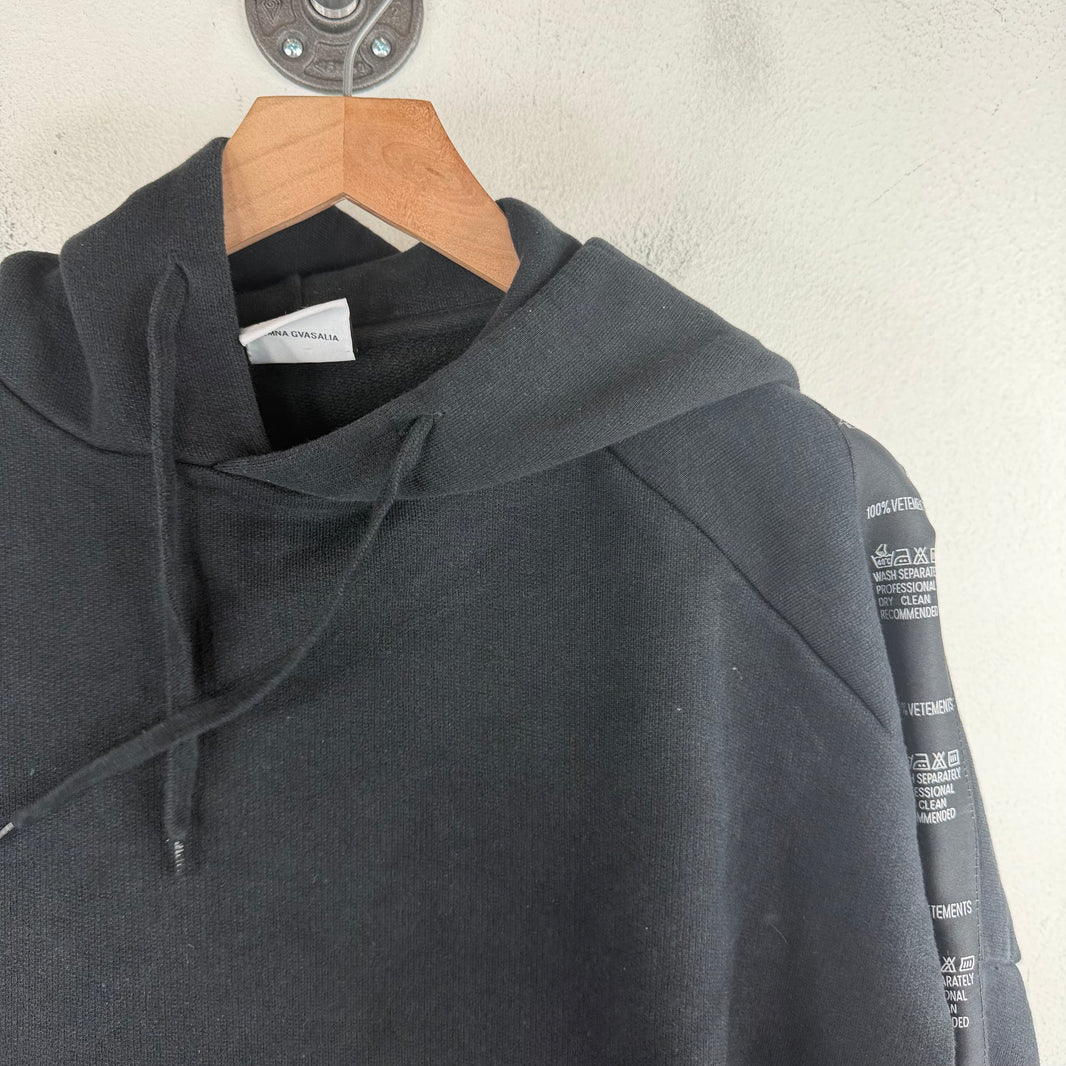 Vetements Cropped Long Washtag Hoodie