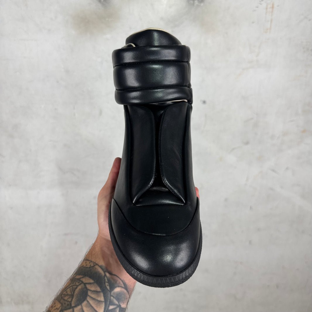 Margiela Re-edition Black Futures