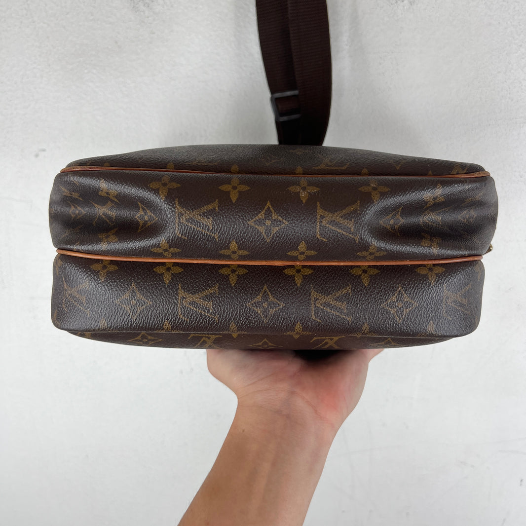 Louis Vuitton Monogram Shoulder Bag