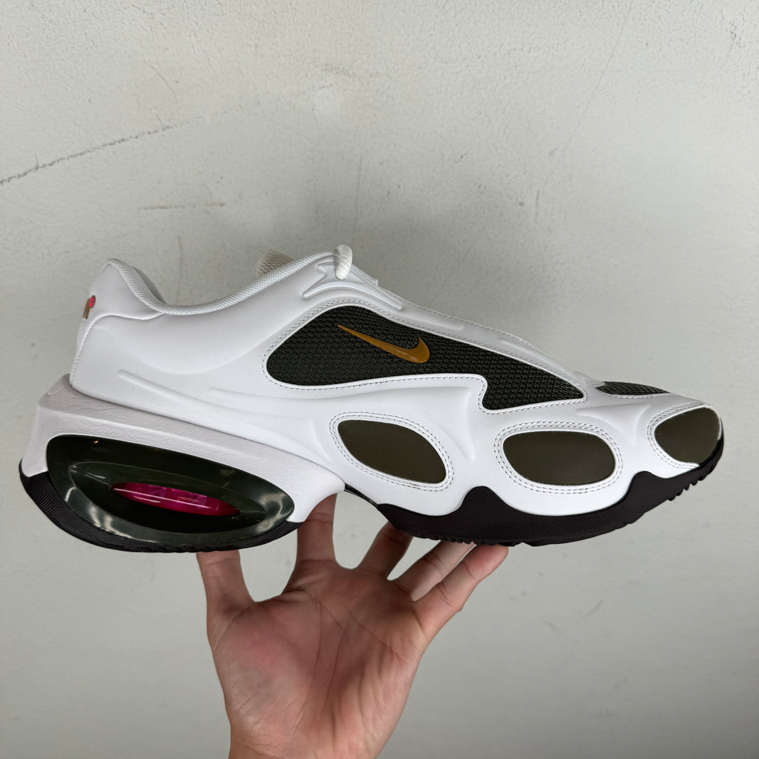 Nike Veneda Carter AM Muse Sneakers