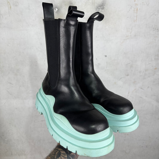 Bottega Veneta Teal Sole Lug Chelsea Boots