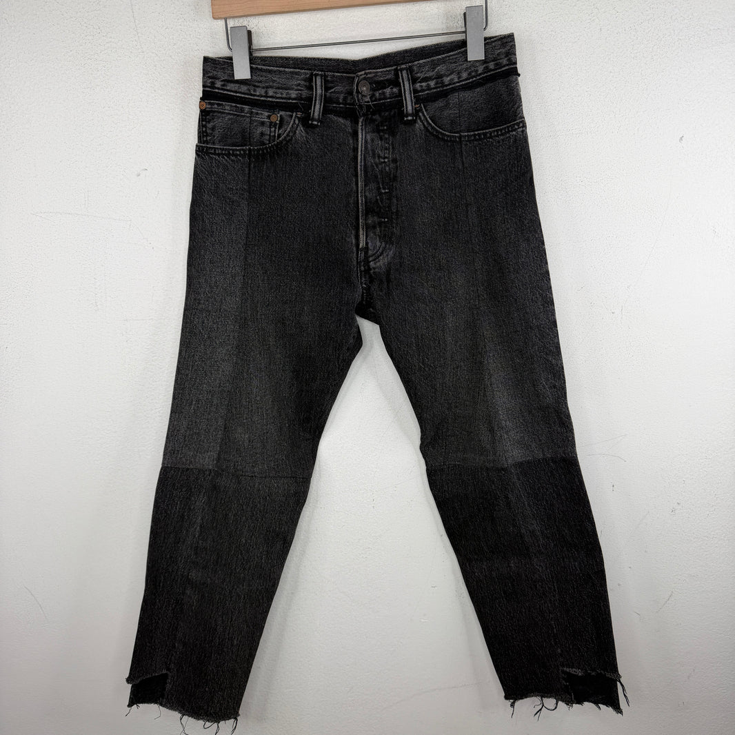 Vetements Levis Rebuilt Black Jeans