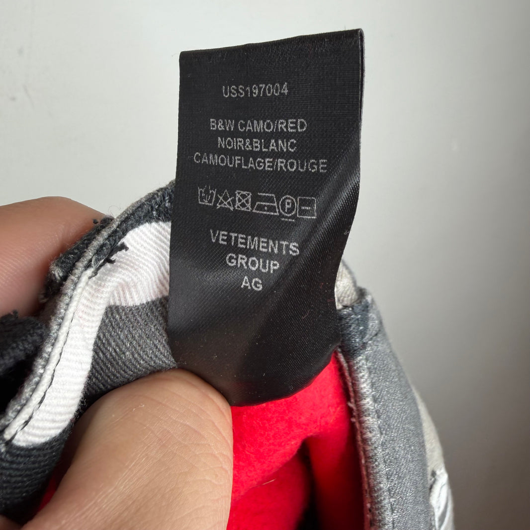 Vetements 2019 Red/Camo Runway Hybrid Sweatpants