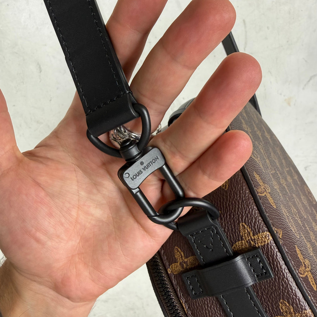 Louis Vuitton Monogram N7 Wheel Bag