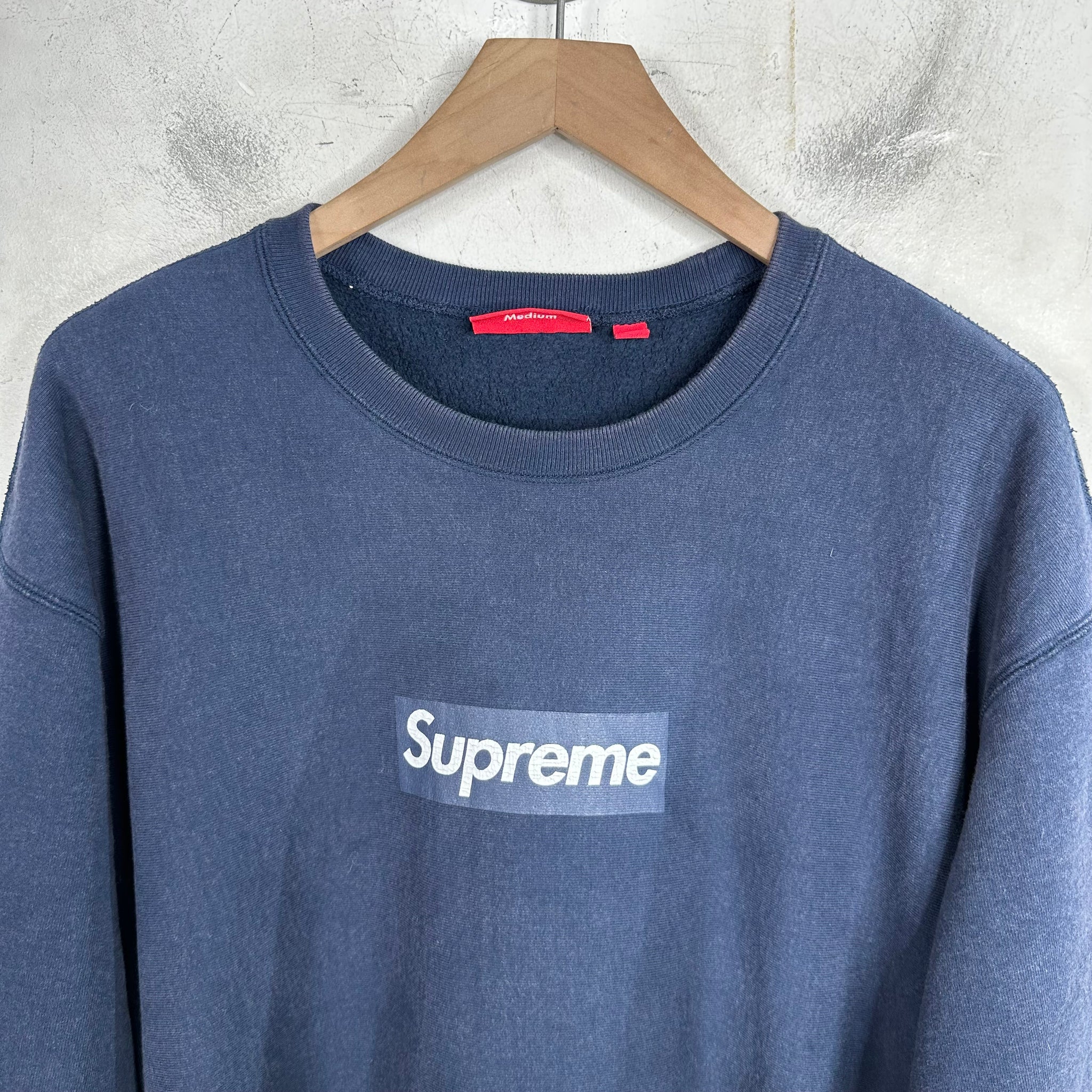超安い品質 Supreme Washed www.Lukes.store – Crewneck Logo Box Navy トップス