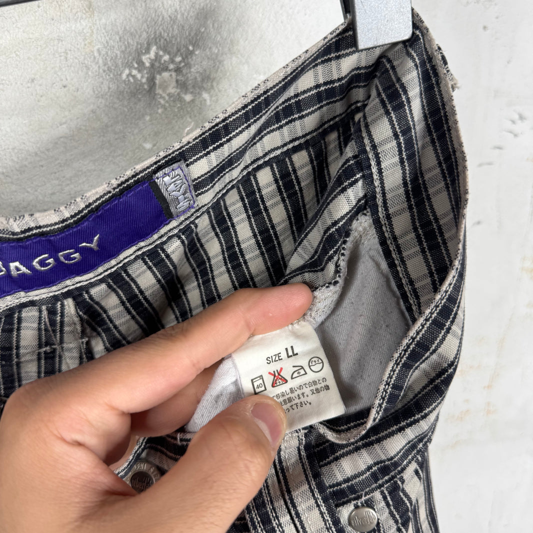 Vintage Levi's Silvertab Plaid Wide Shorts