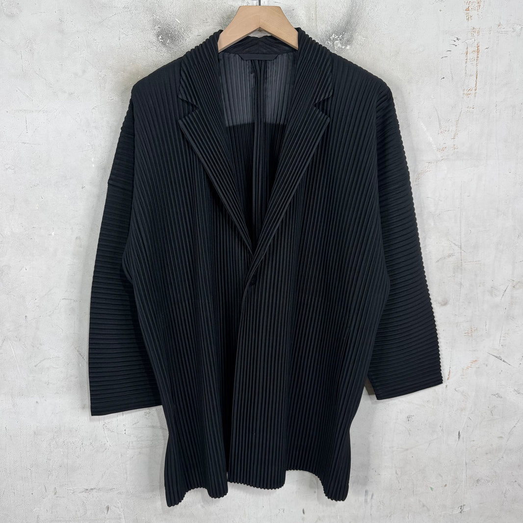 Issey Miyake Pleates Single Buttoned Blazer