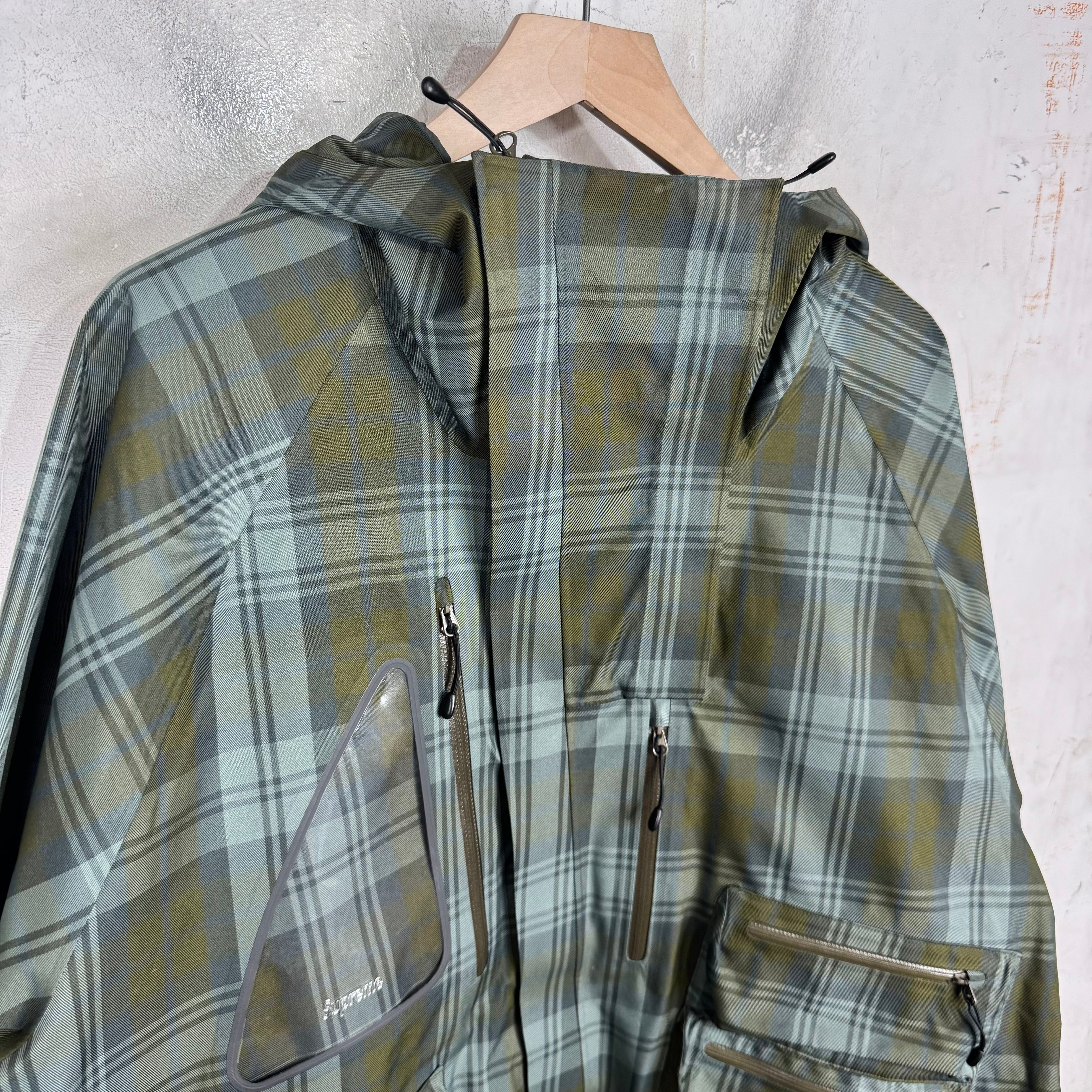 Supreme Green Plaid Gore-tex Cargo Jacket – www.Lukes.store