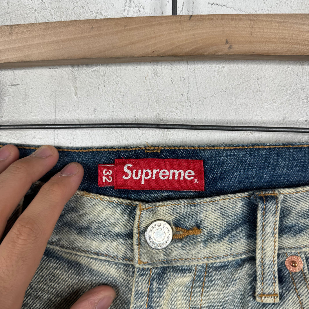 Supreme Loose Fit Classic Logo Mudded Jeans