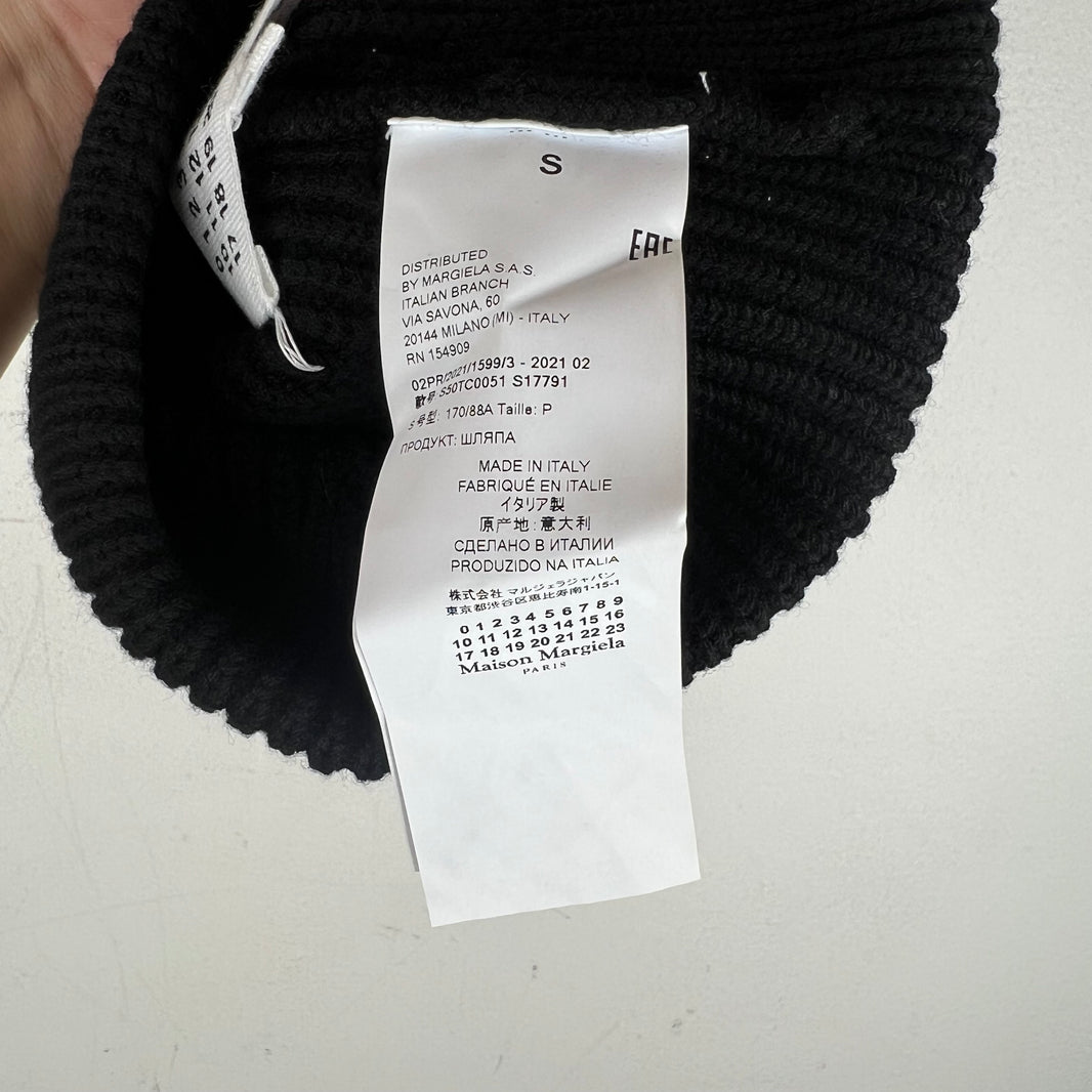 Margiela Black Stitch Knit Beanie