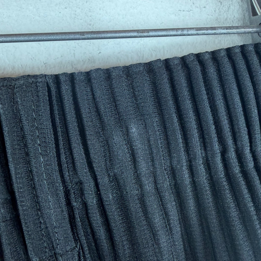 Issey Miyake Black Pleated Pants