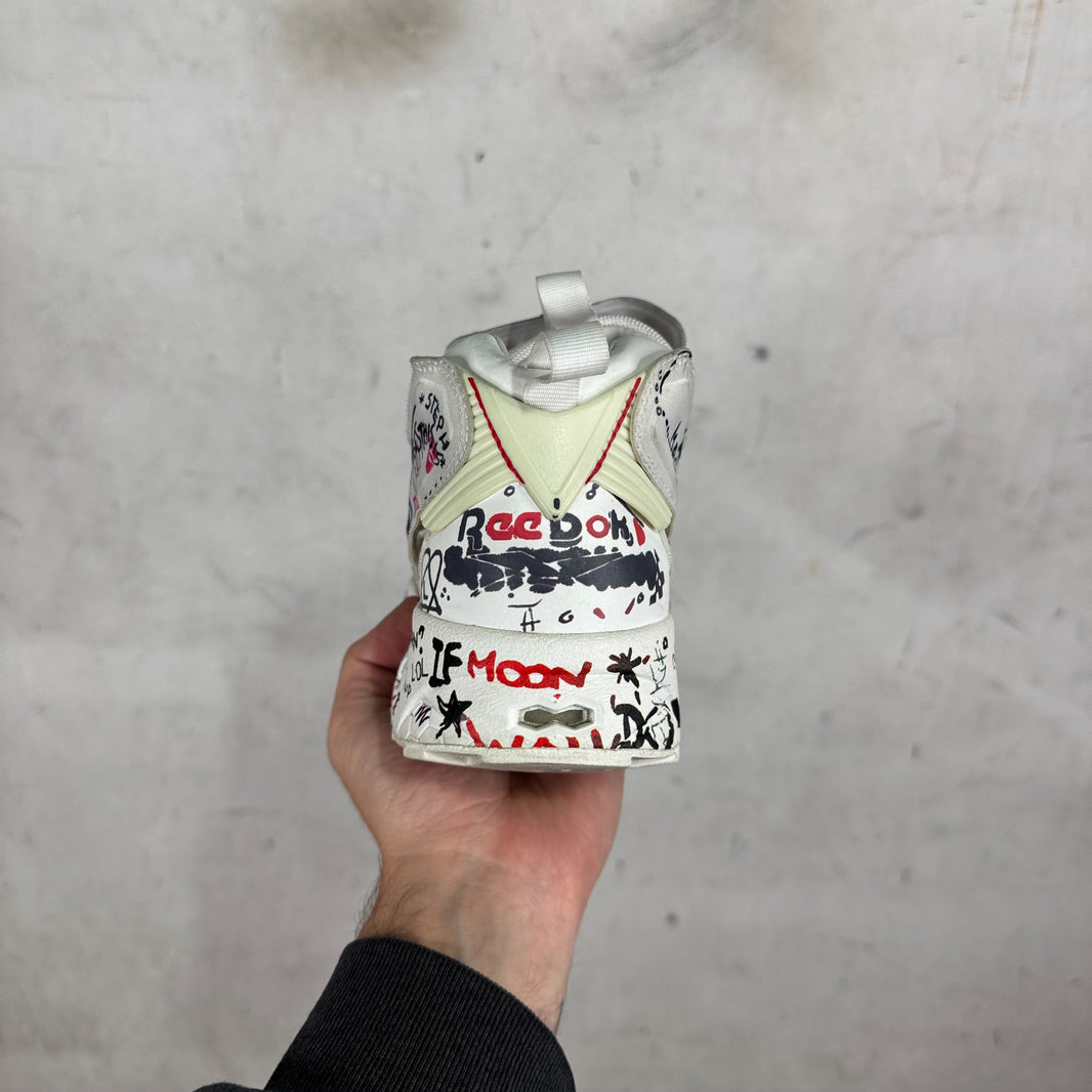 Vetements x Reebok Graffiti Pumps