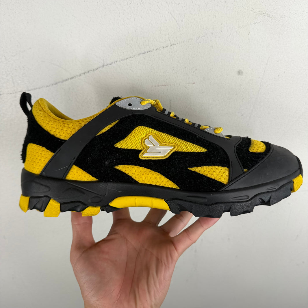 Sicko Lightning Yellow Hiking Sneakers