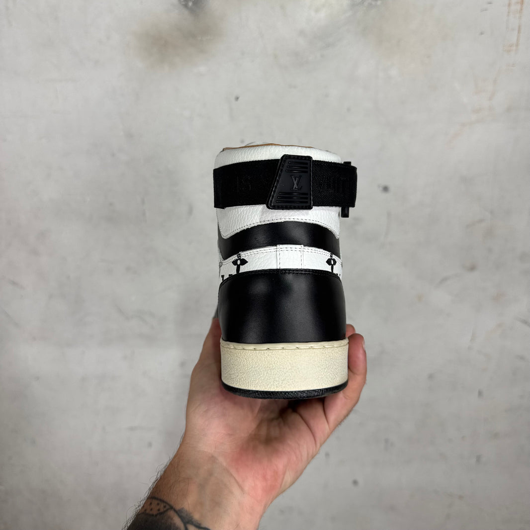 Louis Vuitton Monogram Rivoli High Sneakers