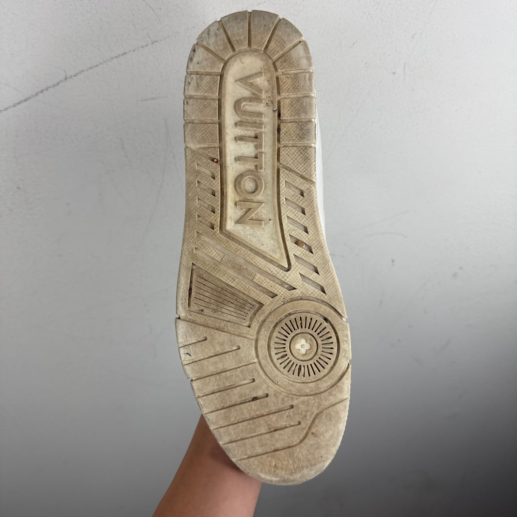 Louis Vuitton White/Gray Trainer Sneakers