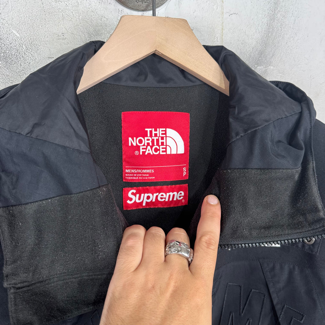Supreme x TNF Arc Logo Mountain Jacket
