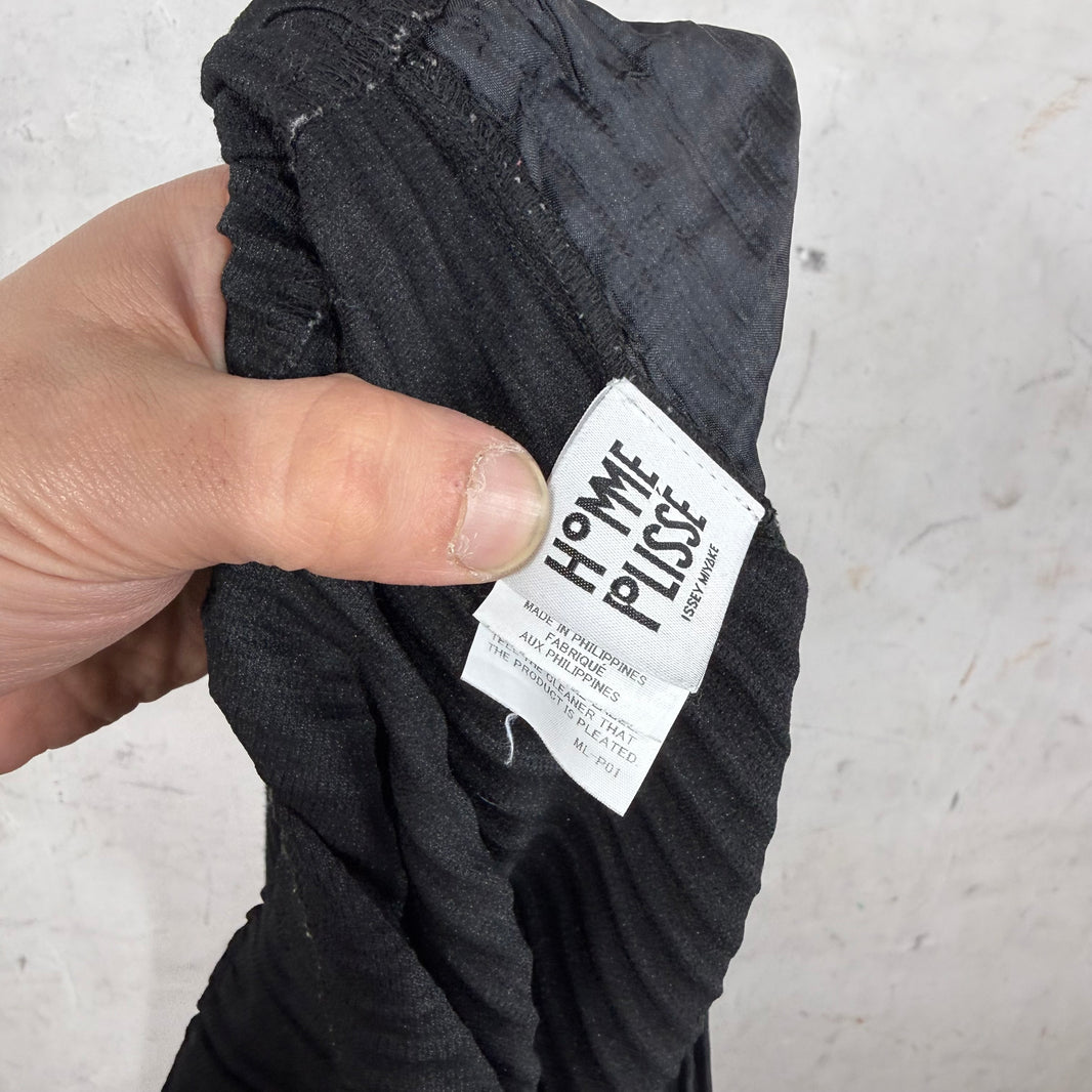 Issey Miyake Black Loose Pleates Pants