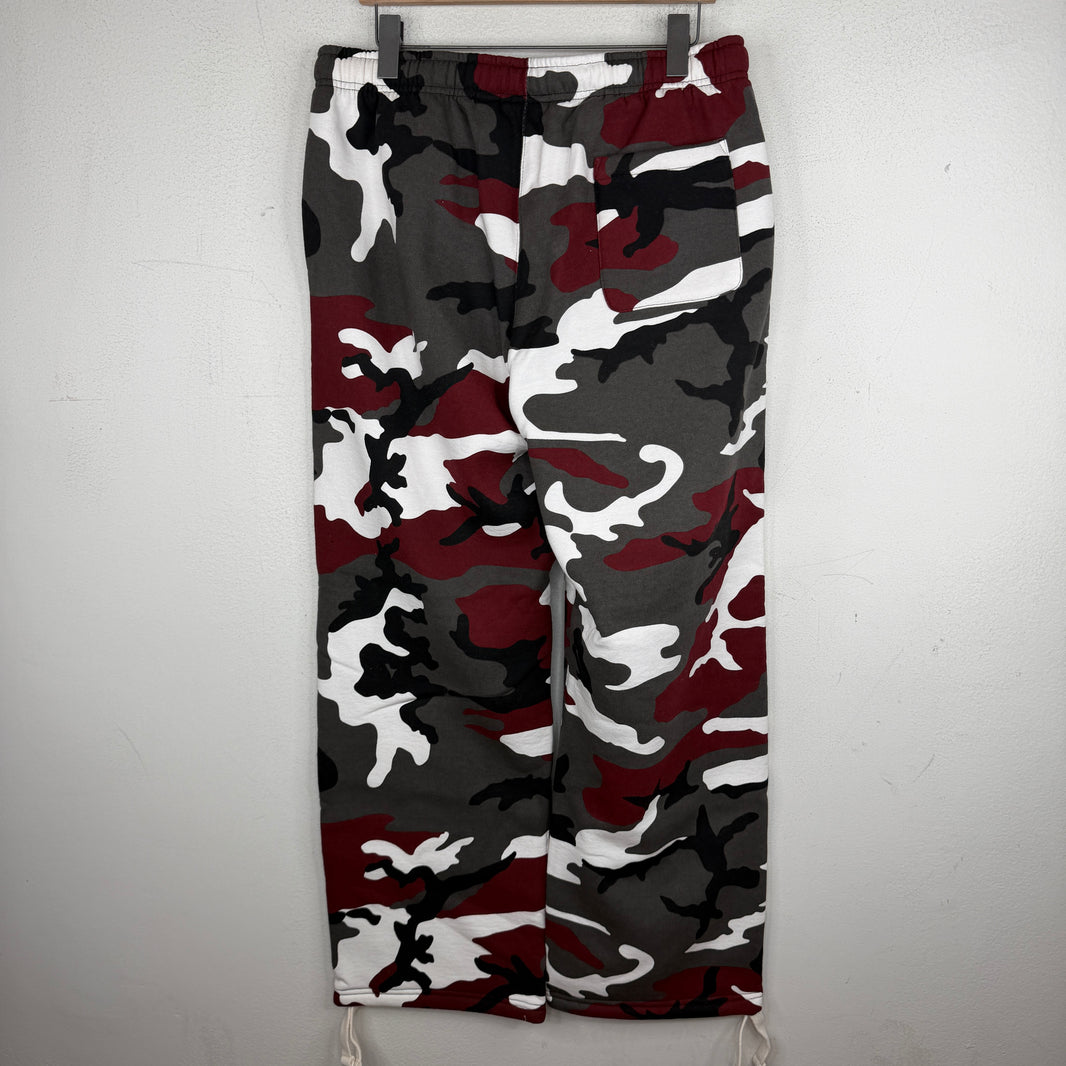 Supreme Red Camo Small Bogo Sweatpants