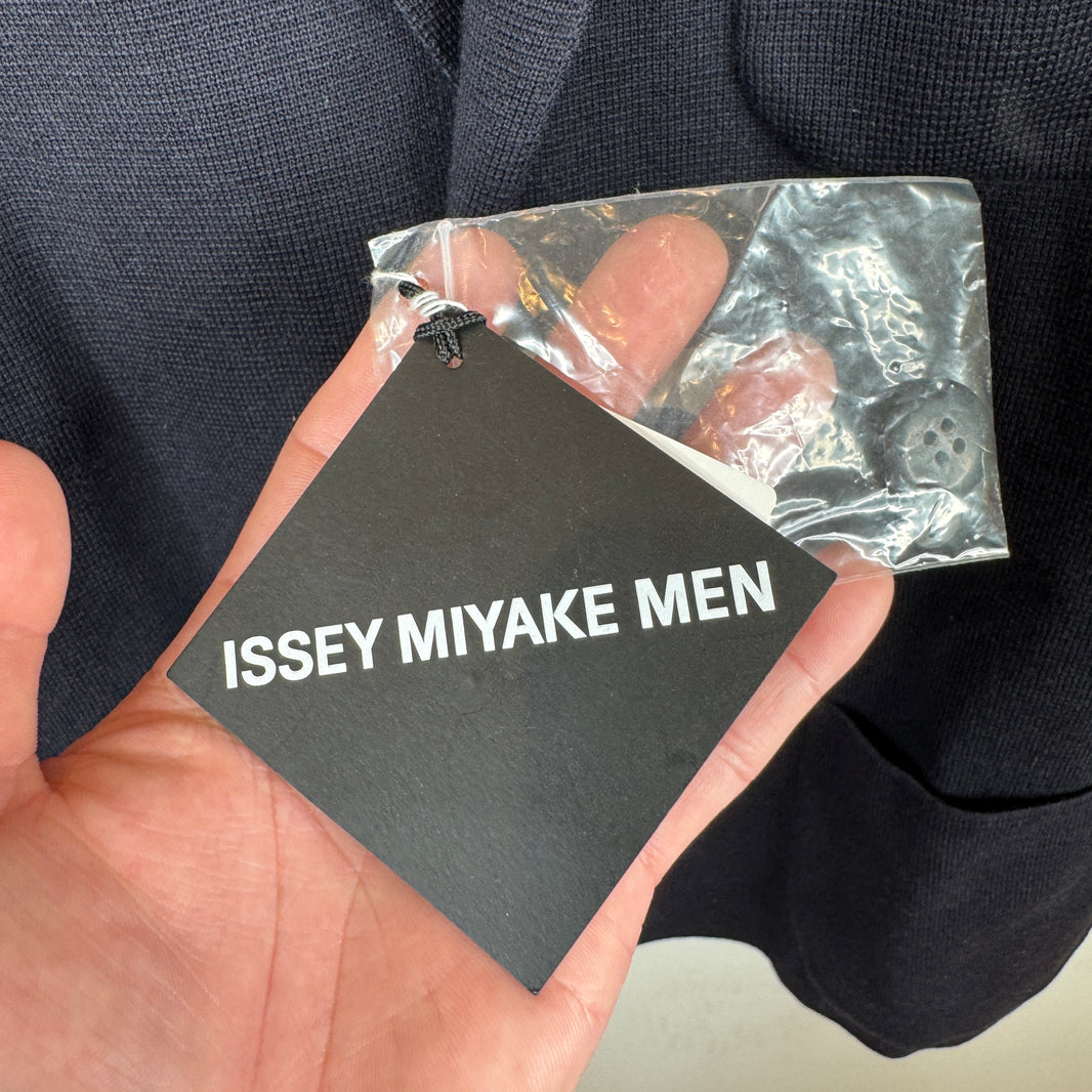 Issey Miyake Men's Blazer Cardigan