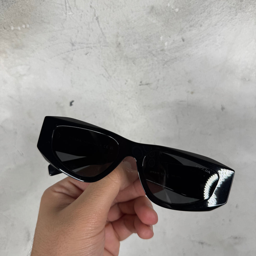 Prada SPRB19 Sunglasses