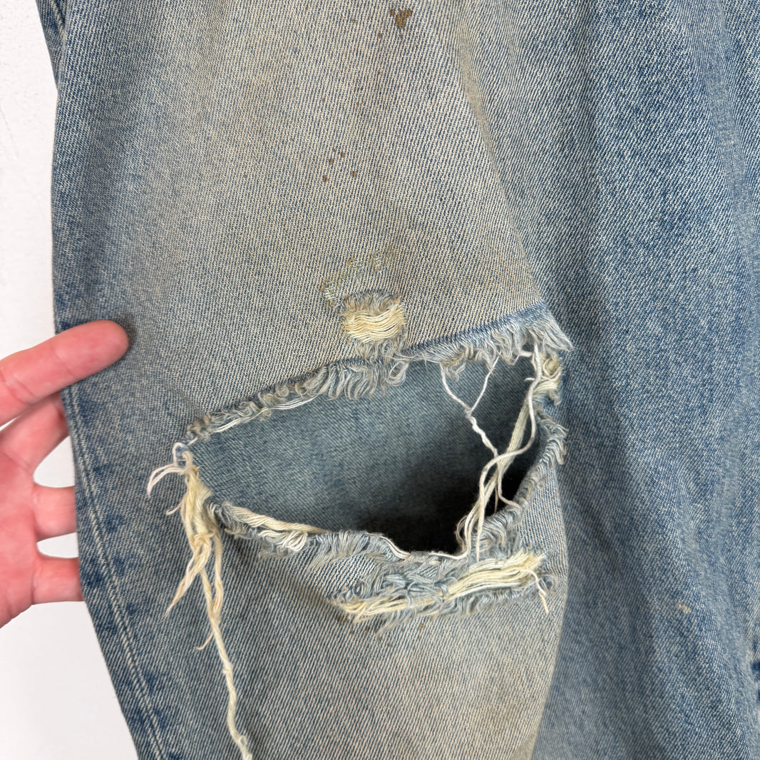 424 Distressed Baggy Jeans