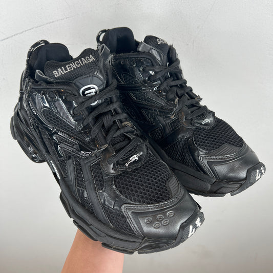 Balenciaga Triple Black Runners