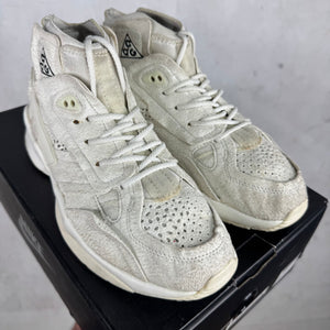 Nike x CDG White Mowabbs