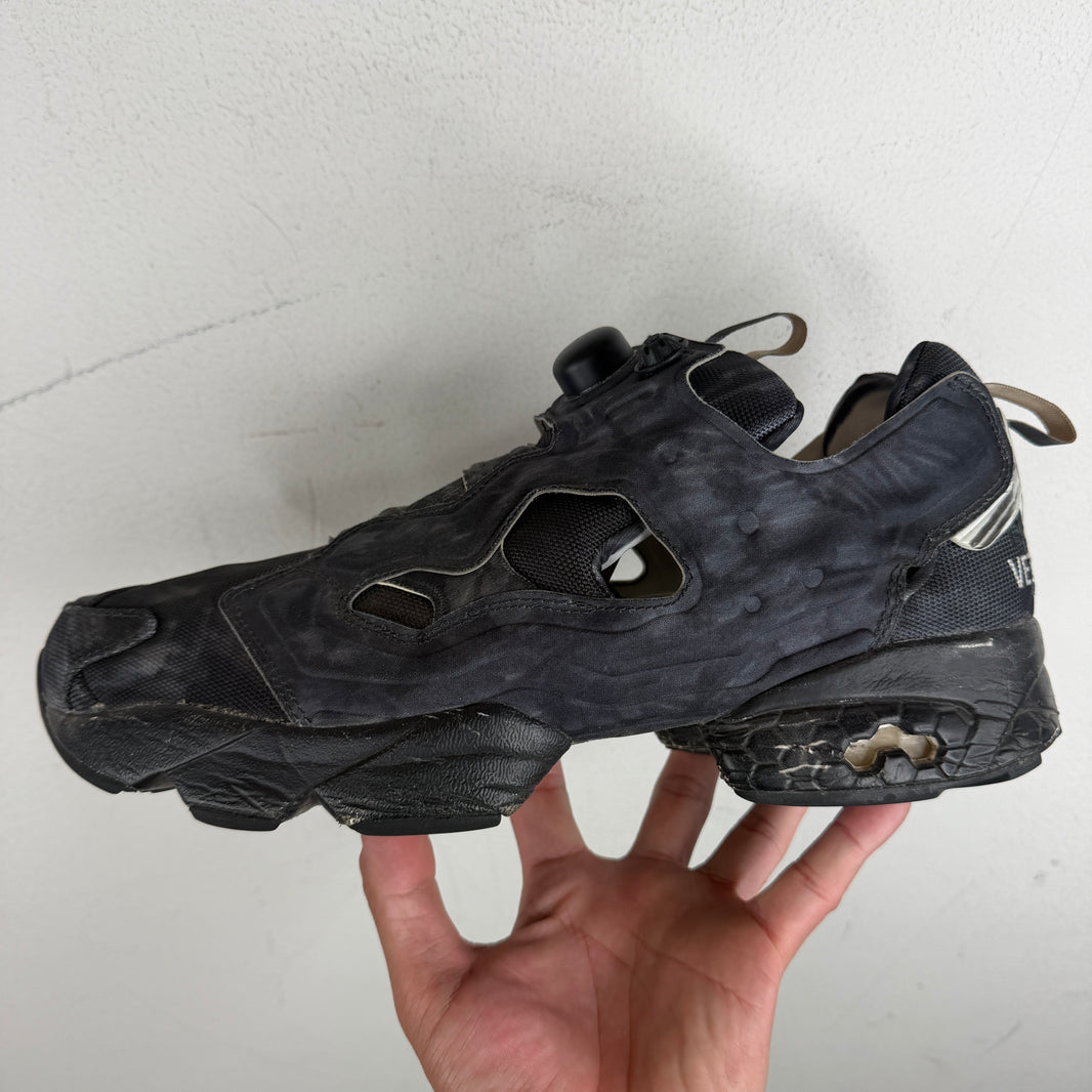 Vetements Reebok Pump Sneakers