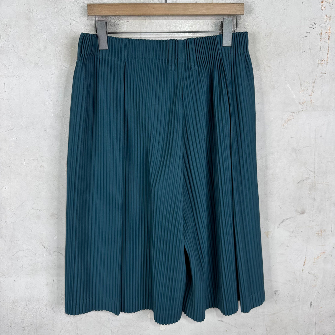 Issey Miyake Teal Skirted Pleates Shorts