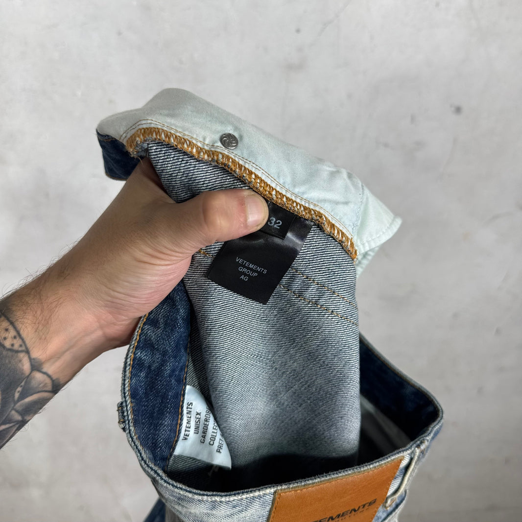 Vetements Split Wash Baggy Jeans