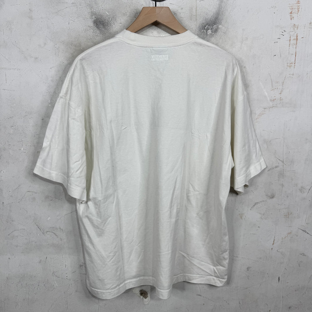 Vetements Hemmed Keeping Up W/ Gvaslias T-Shirt