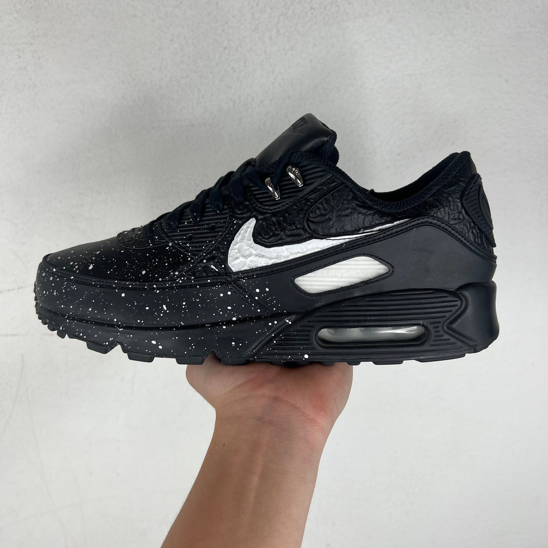 Nike Slawn AM90 Sneakers