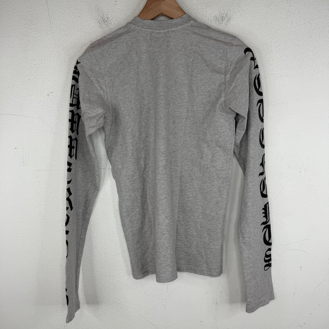 Vetements Gothic Logo L/S T-Shirt