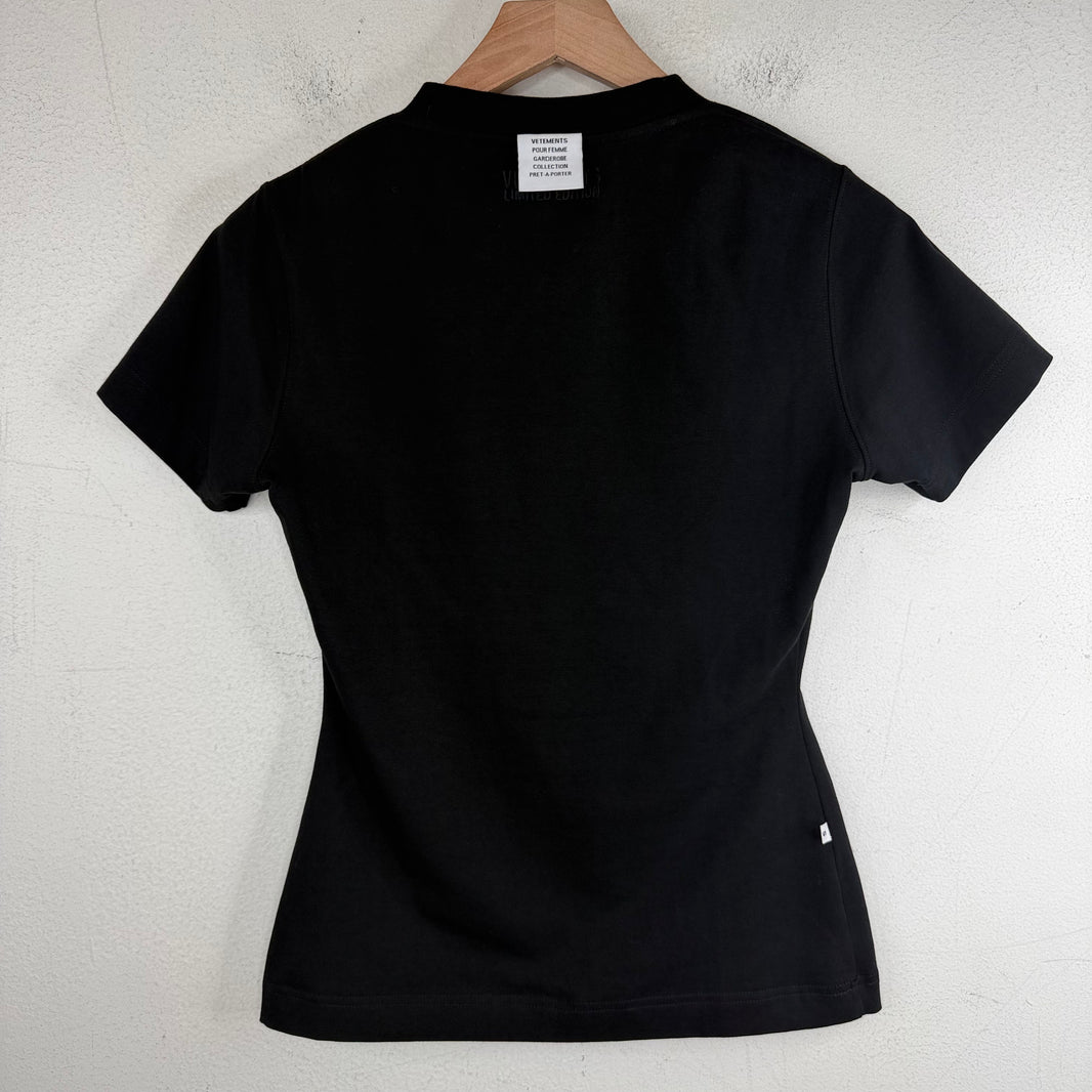VETEMENTS Runway Femme T-Shirt
