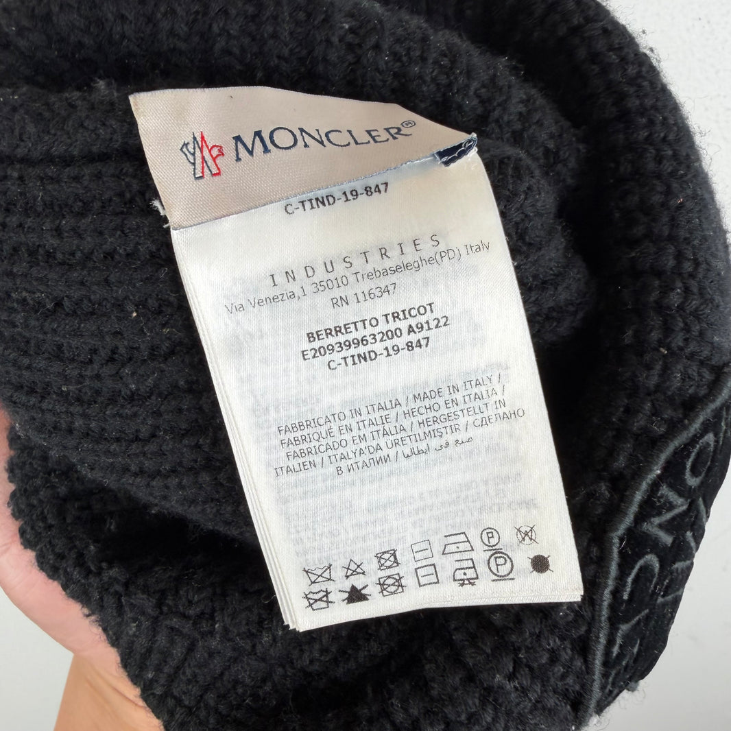 Moncler Black Ribbed Beanie