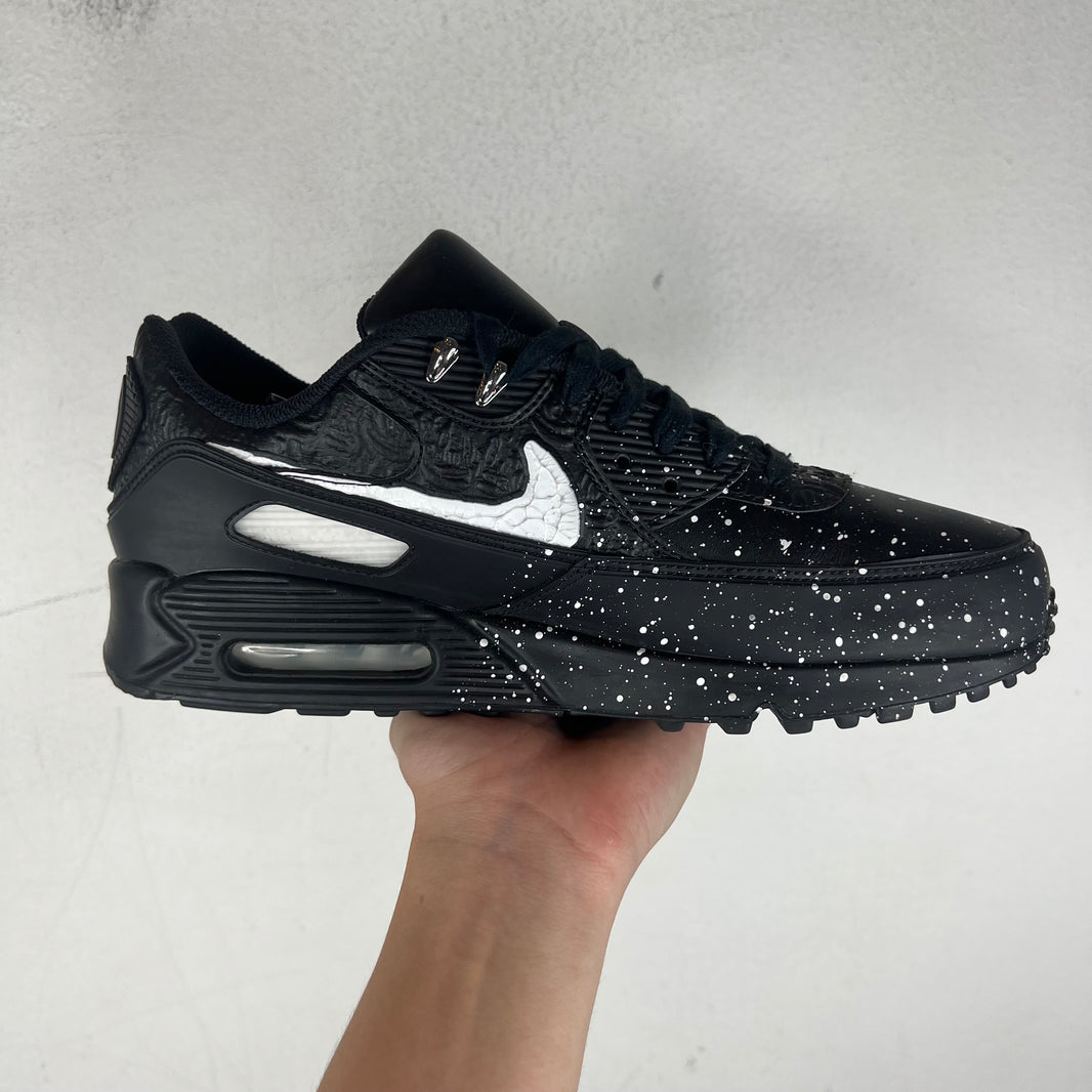 Nike Slawn AM90 Sneakers