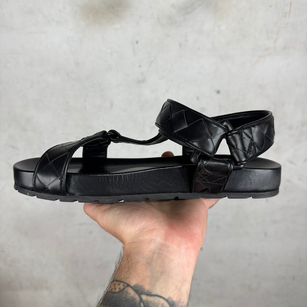 Bottega Veneta Intreciatto Leather Strapped Sandals