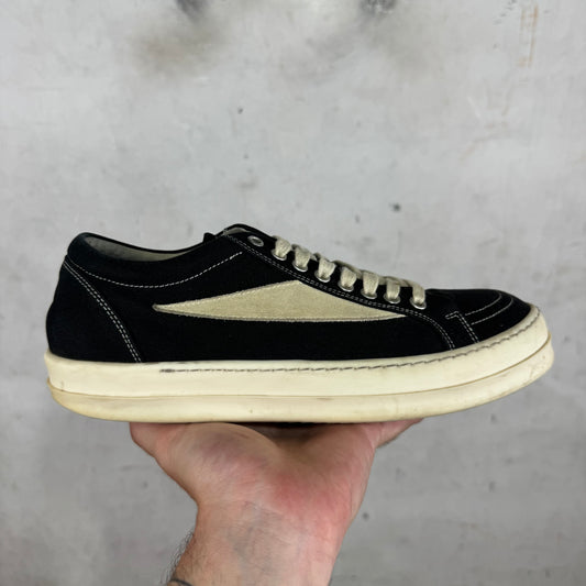 DRKSHDW Smoked Black Vans