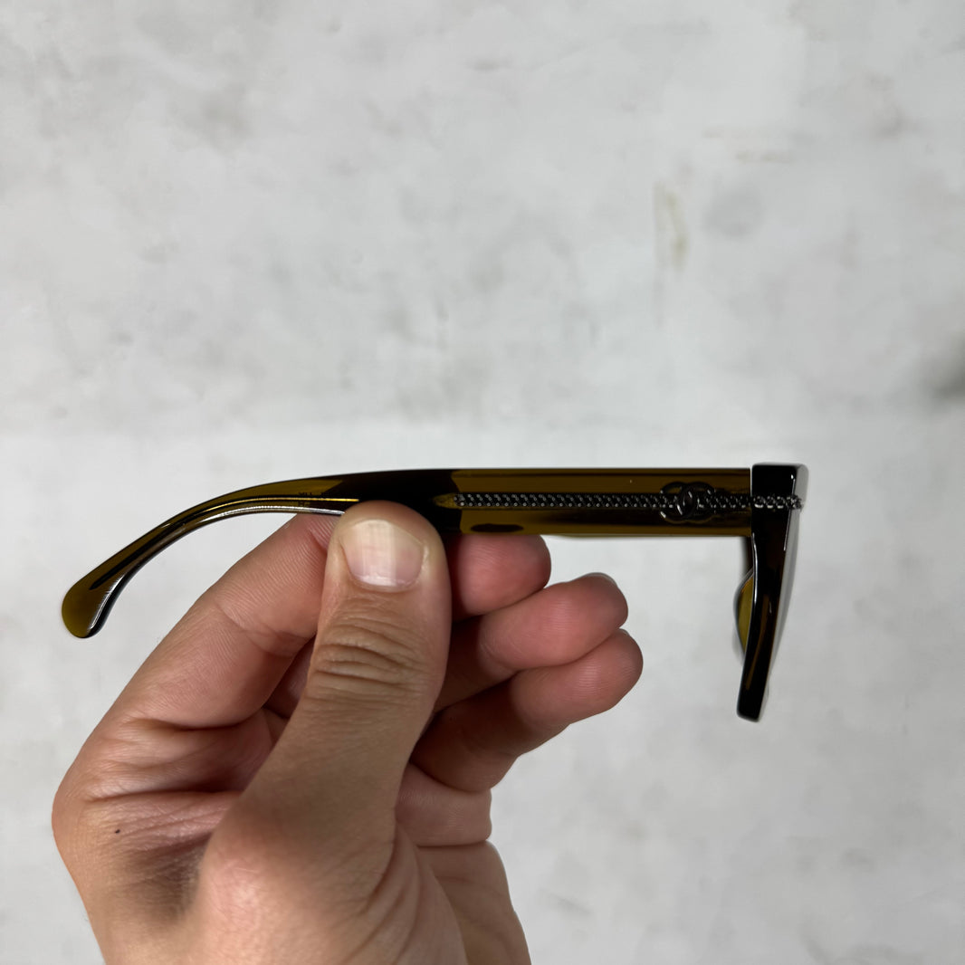 Chanel 5509 Chain Detail Sunglasses