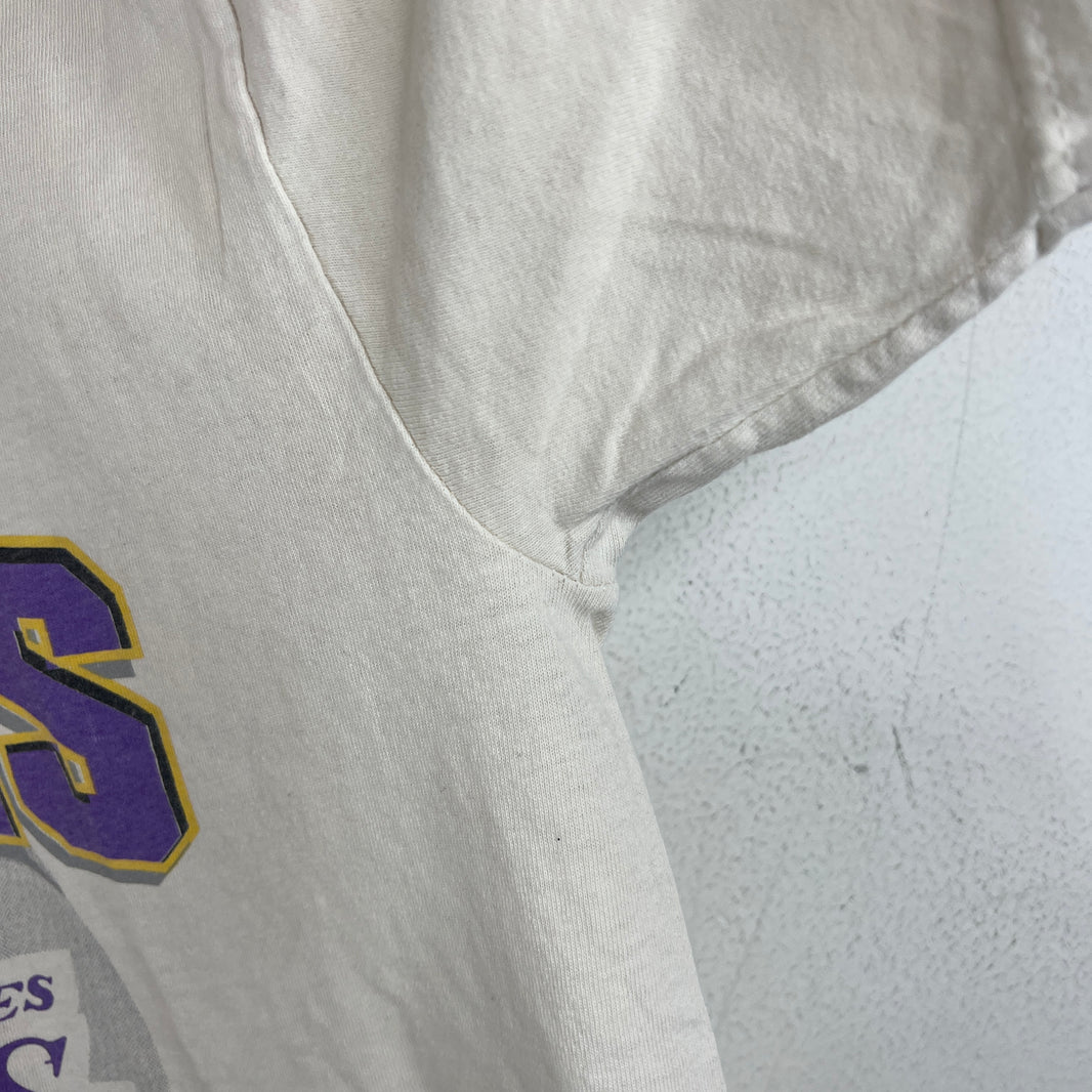 Vintage Los Angeles Lakers 2002 T-Shirt